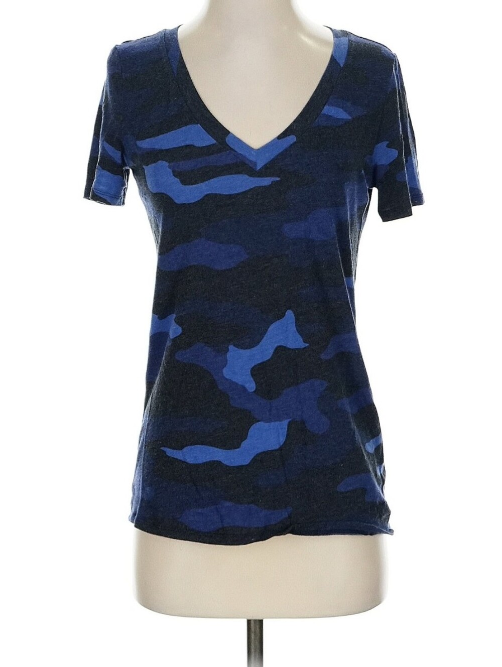 PINK Victoria's Secret Women's Camo V-Neck Short Sleeve Tee - Blue & Black - Picture 1 of 5